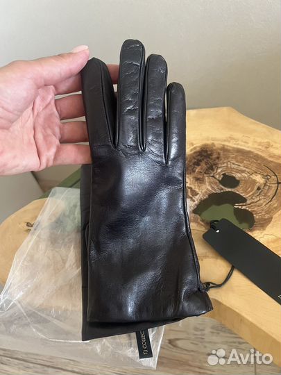 Кожаные перчатки новые