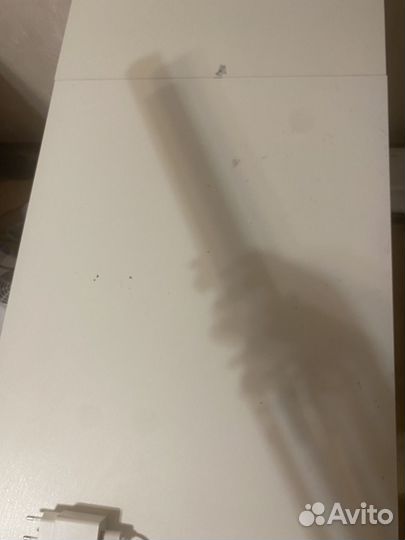 Маникюрный стол