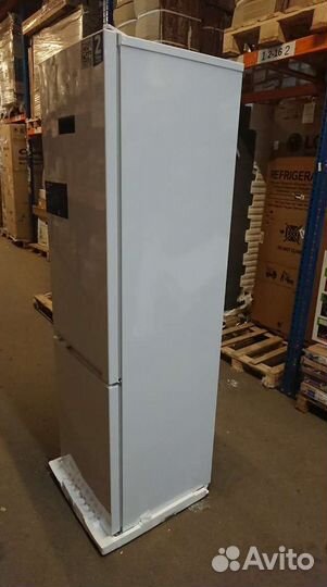 Холодильник Beko rcnk 310E20VW