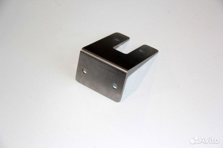 Кронштейн Держатель выключателя массы