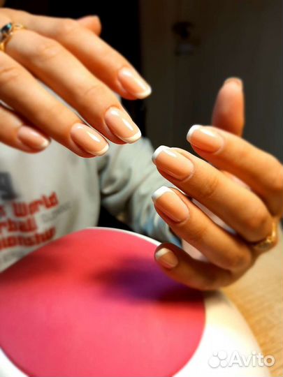 Маникюр,педикюр,оформление бровей