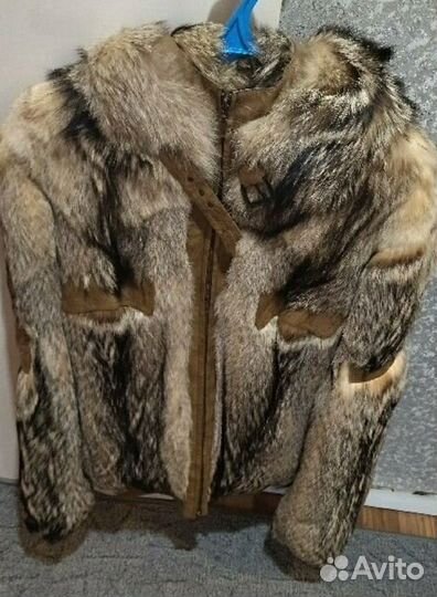 Продам мужскую шубу. Канадский волк