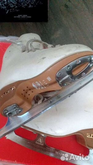Фигурные коньки edea 195