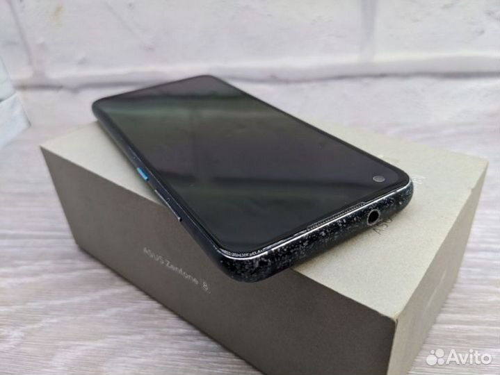 ASUS Zenfone 8, 8/128 ГБ