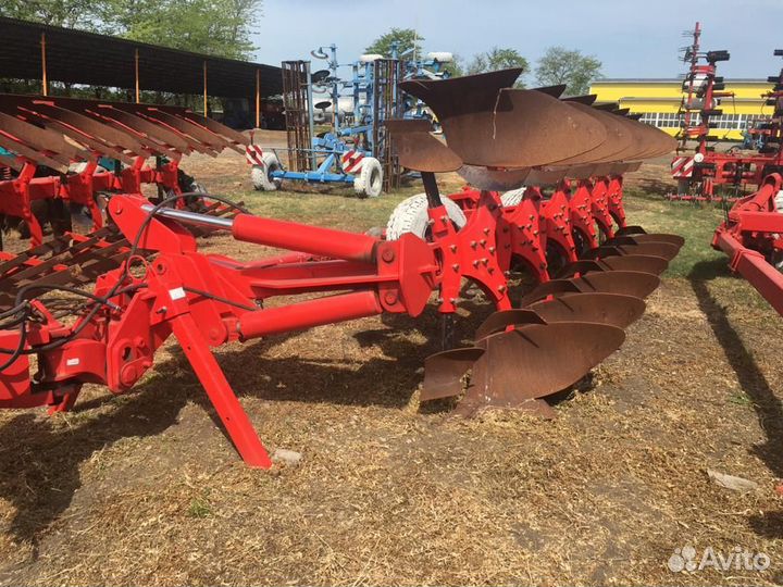 Плуг оборотный alpler