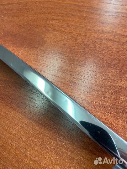 Молдинг двери передний левый Toyota Camry V70