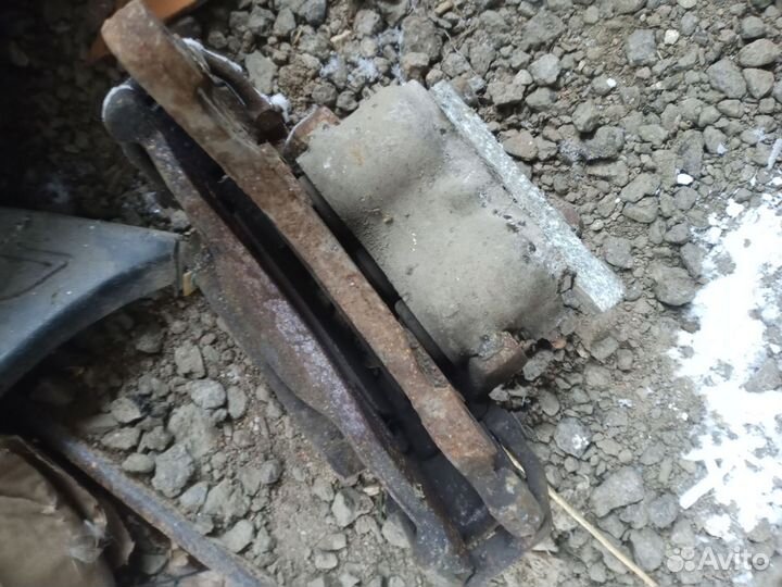 Суппорта передние niva