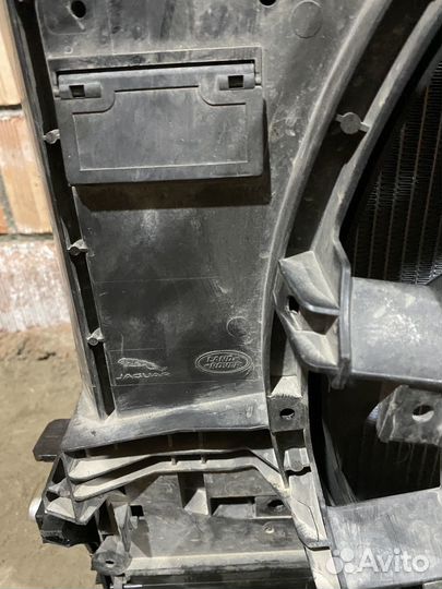 Кассета радиаторов Jaguar XE XF F-pace