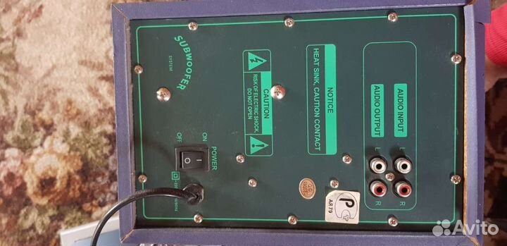 Сабвуфер для компьютера в отличном состоянии