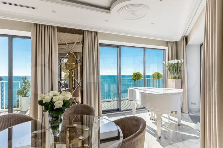 4-к. апартаменты, 200 м², 24/26 эт.