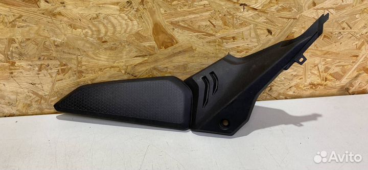 Боковина пластиковая лев. Honda CBR650R 2019