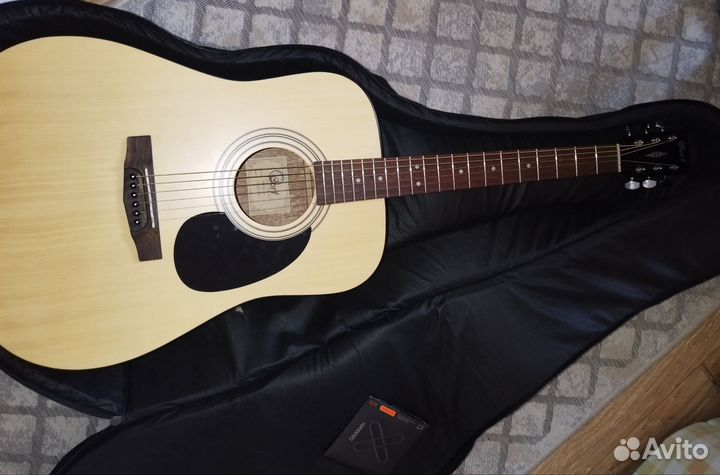 Электроакустическая гитара Cort