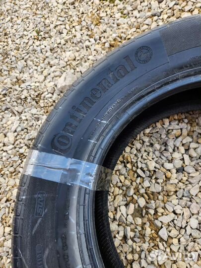 Continental ContiPremiumContact 5 SUV 235/65 R17