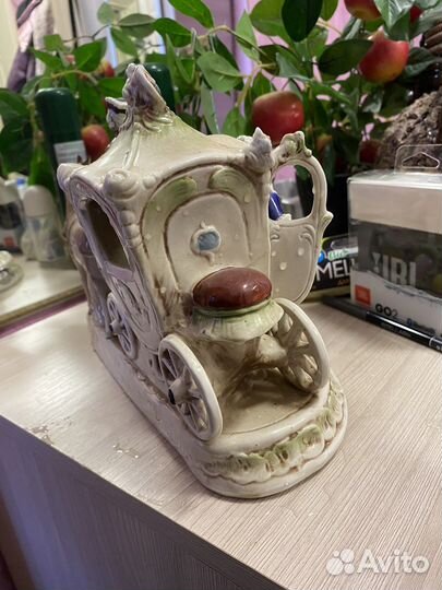 Статуэтка Карета
