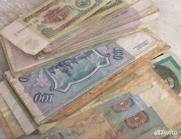 Стопка банкнот