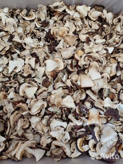 Грибы высушенные (белые грибы)