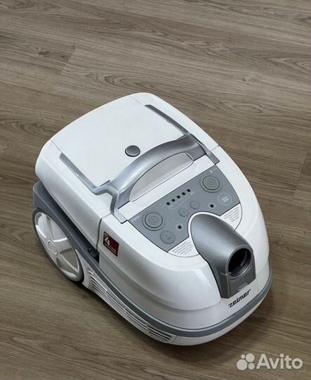 Моющий пылесос Zelmer