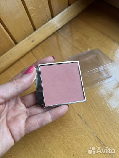 Румяна Estee Lauder Sensuous Rose 120 сменный блок