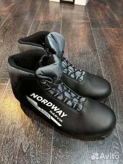 Лыжные ботинки nordway narvik 42 размер, стел.28см