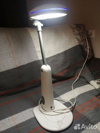 Лампа настольная