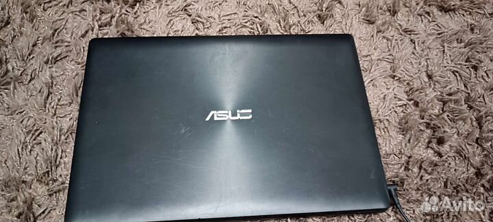 Ноутбук asus R515M