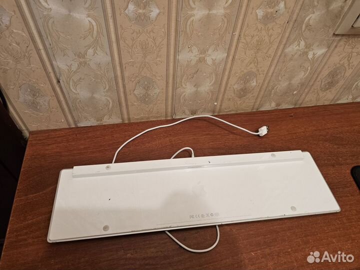 Клавиатура Apple USB Wired Keyboard A1243