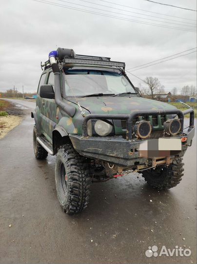 Suzuki Jimny 1.3 МТ, 1998, битый, 110 000 км