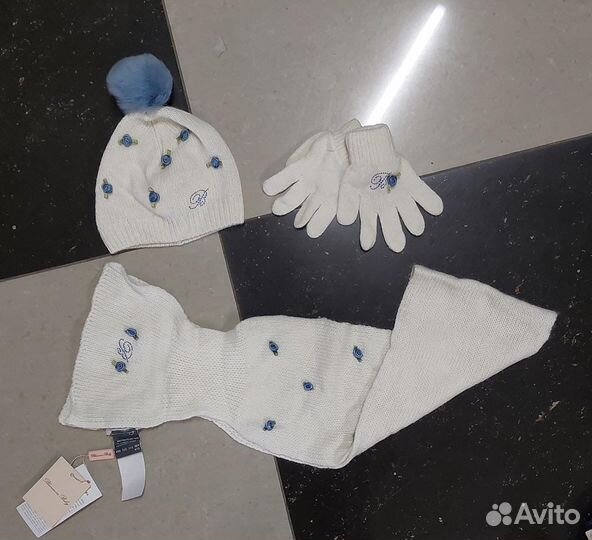 Blumarine шапка шарф перчатки 3,4,5,6,8 лет