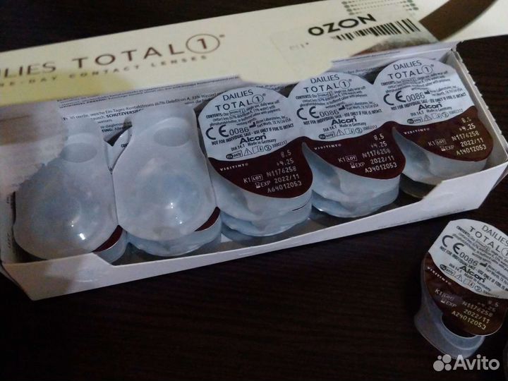 Линзы однодневные Alcon dailies total one +4,25