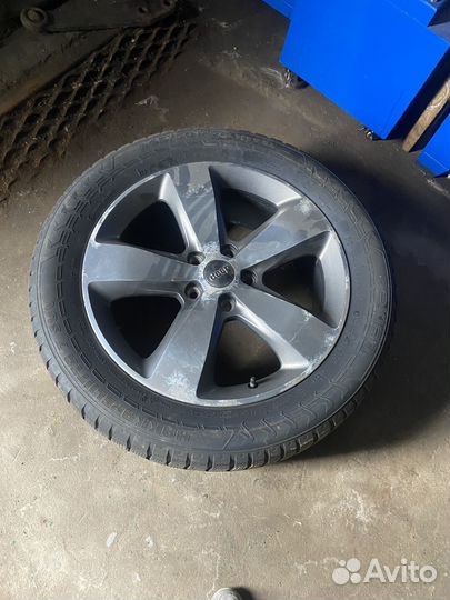 Диски с резиной r20 Jeep Grand Cherokee WK2