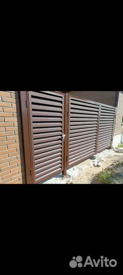 Секционные ворота