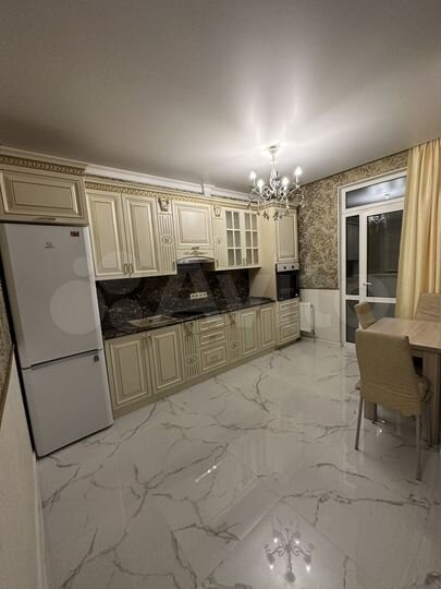 2-к. квартира, 40 м², 20/25 эт.