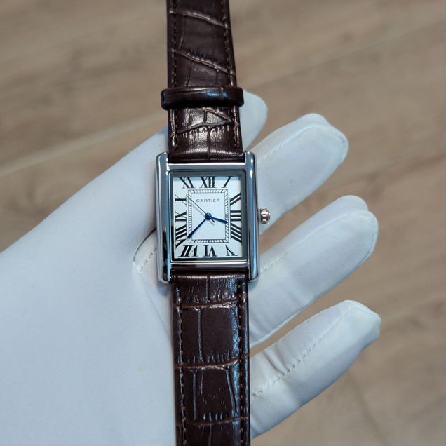 Самые модные часы Cartier Tank