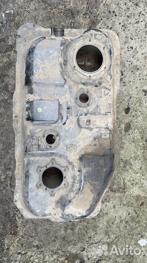 Топливный бак на Mitsubishi Pajero Pinin 3Д