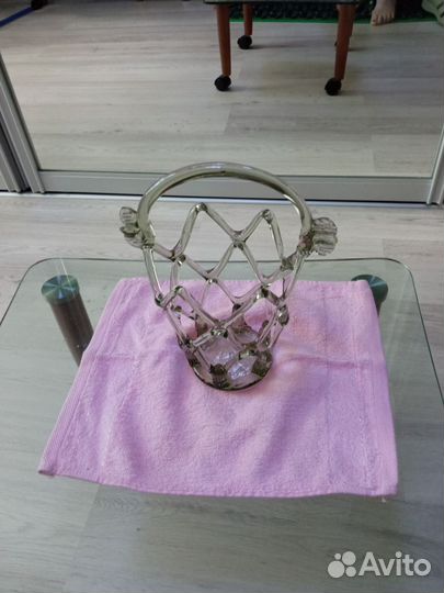 Корзинка из стекла