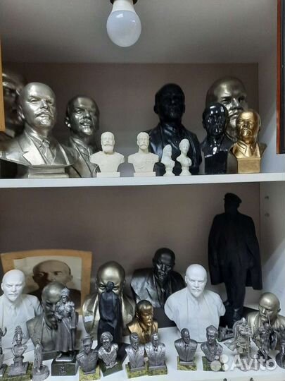 Бюсты: Сталин, Ленин