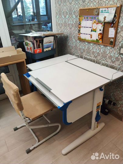 Растущий комплект мебели школьника.Оригинал
