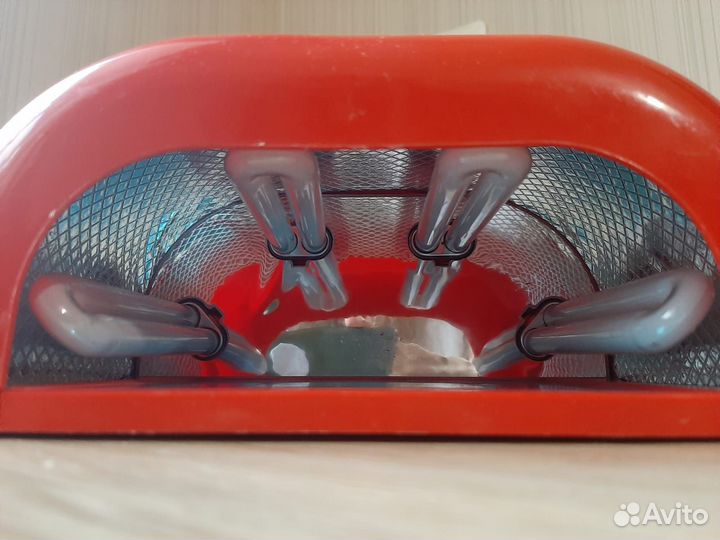 Ультрафиолетовая лампа для маникюра