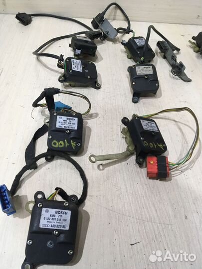 Моторчик регулировки заслонок Ауди 100 С4