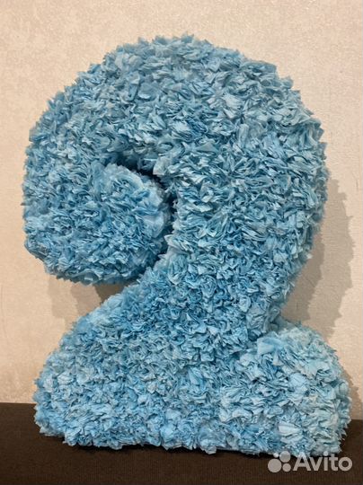 Цифра 2 для фотозоны