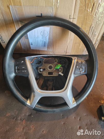 Руль на volvo хс70