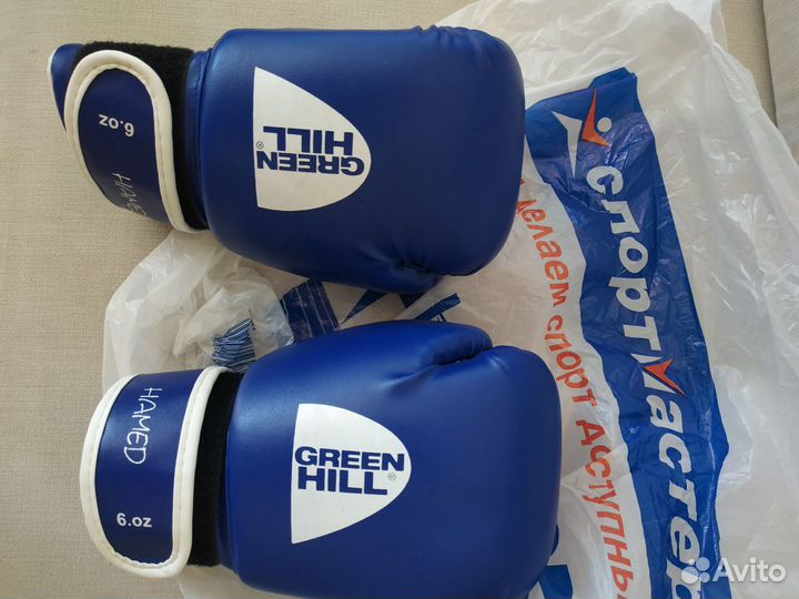 Боксерские перчатки детские новыe