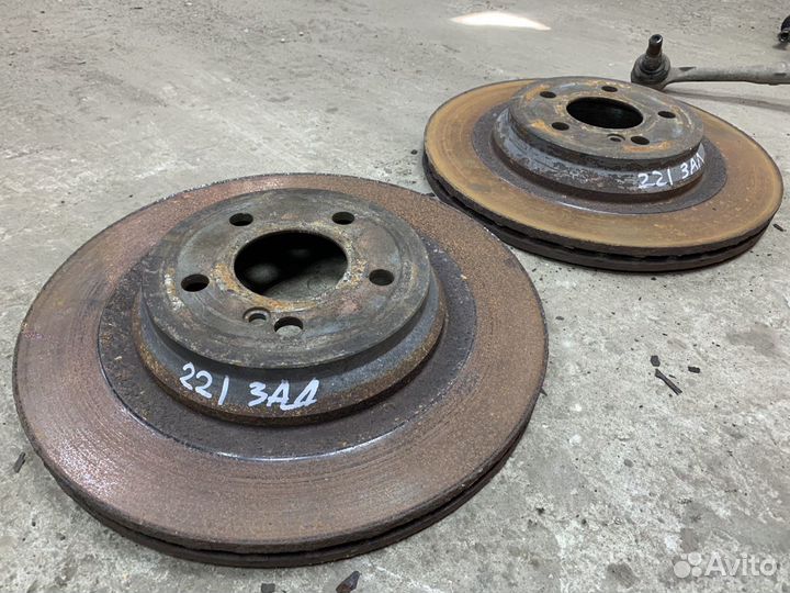 Тормозной диск Mercedes w221