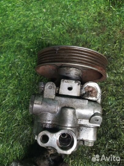 Насос гидроусилителя Субару Impreza XV