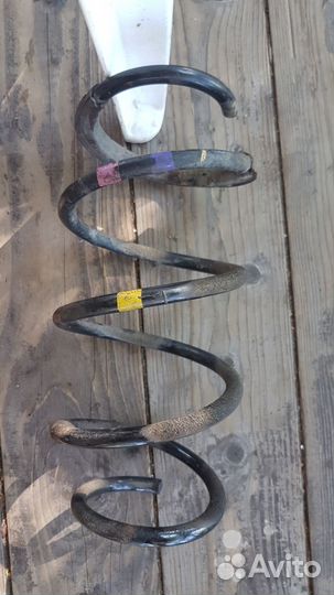 Передняя пружина Hyundai Solaris I / KIA Rio III