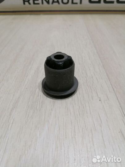 Сайлентблок рычага Nissan almera G15 Лев, Прав