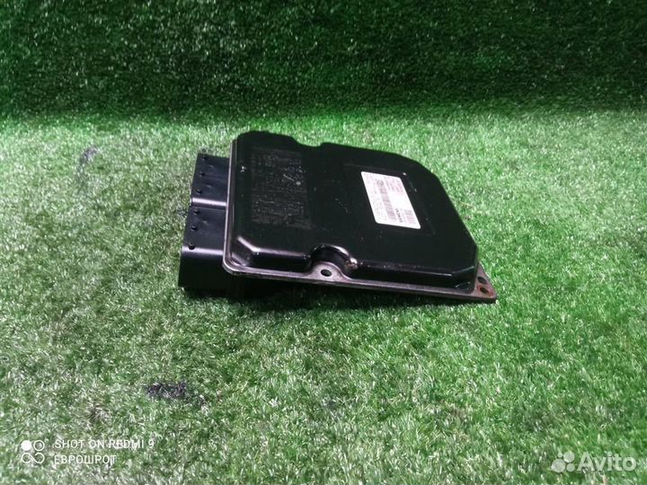 Блок управления двигателем Mercedes-Benz W203 (20