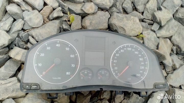 Панель приборов Фольксваген Джетта 5 Volkswagen