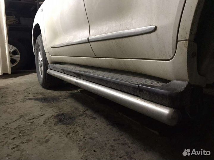 Силовой обвес (трубы) Toyota LC 200