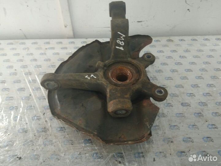 Кулак поворотный передний правый Mercedes B-Klass